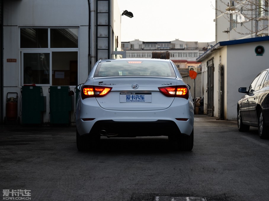 2015Ӣ 18T px\(yn)(dng)Ş