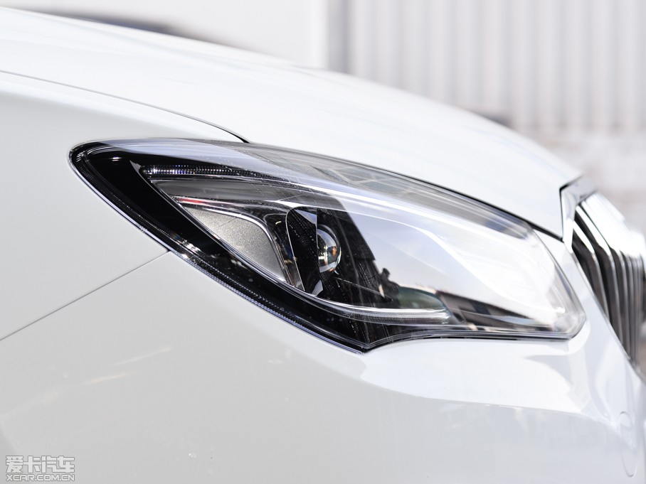 2015Ӣ 18T px\(yn)(dng)Ş