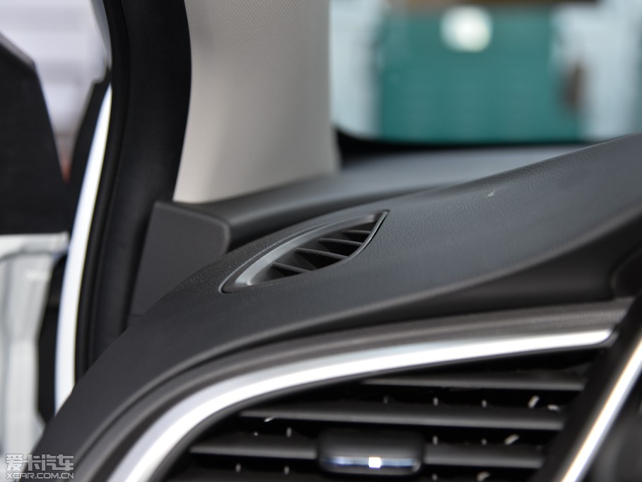 2015Ӣ 18T px\(yn)(dng)Ş