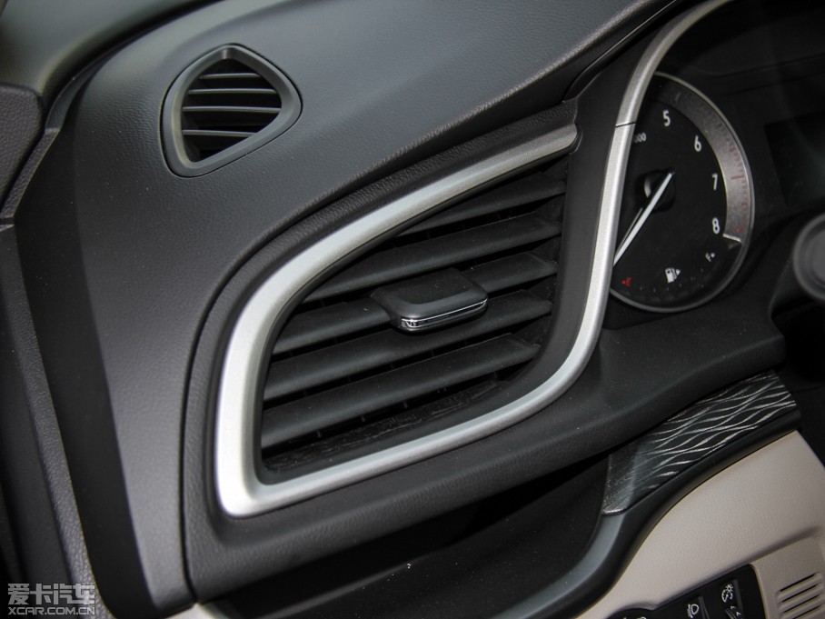 2015Ӣ 15N Ԅ(dng)M(jn)ȡ