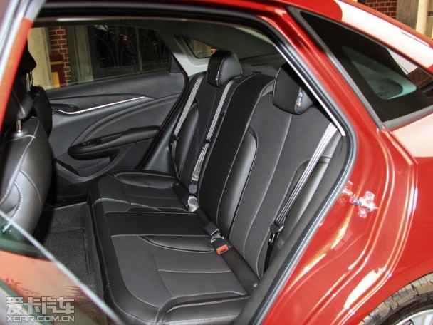 上海通用別克2015款全新英朗