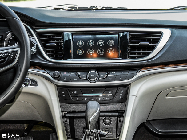 上海通用別克2015款全新英朗