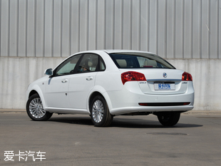 上汽通用別克2015款凱越