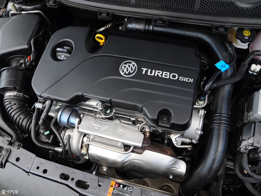 上汽通用別克2015款威朗