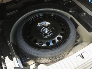 上汽通用別克2015款威朗