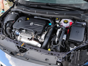 2015款三厢 20T 双离合旗舰型 其它