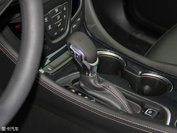 上汽通用別克2016款昂科威