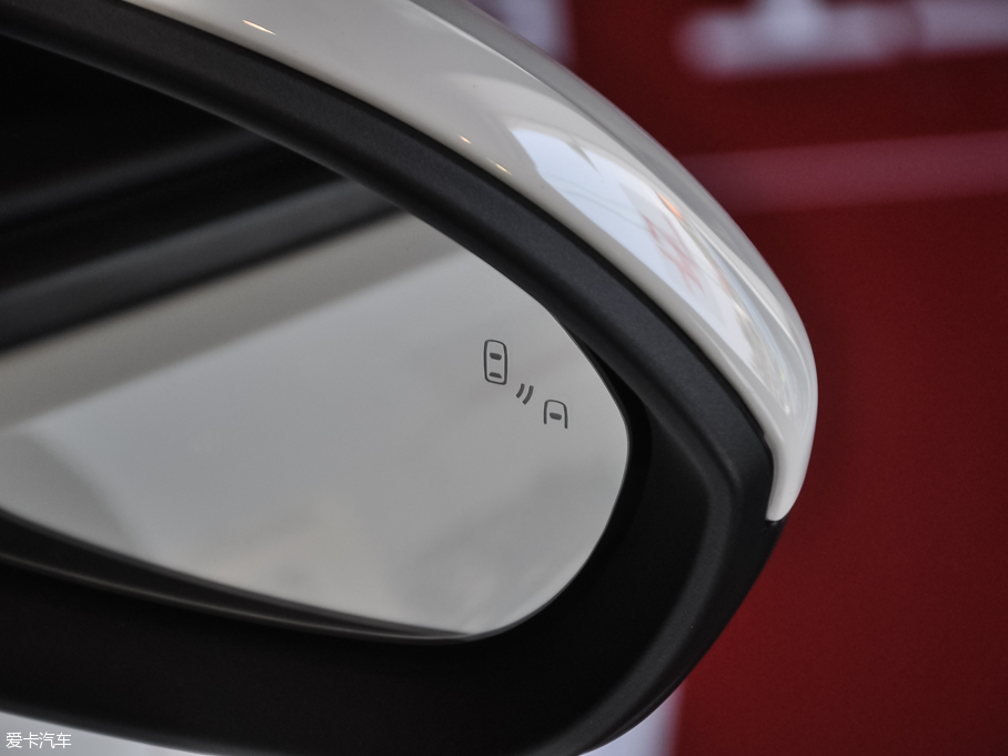 2016GS ɎGS 20T pxȼ\