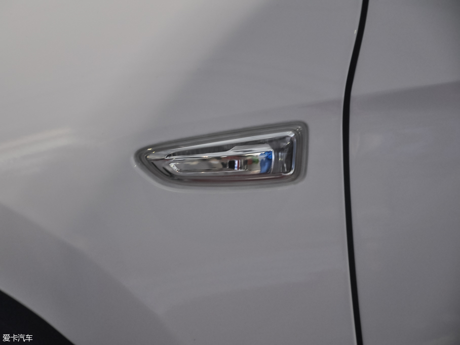 2016GS ɎGS 20T pxȼ\