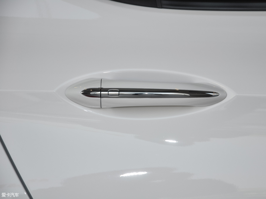 2016GS ɎGS 20T pxȼ\