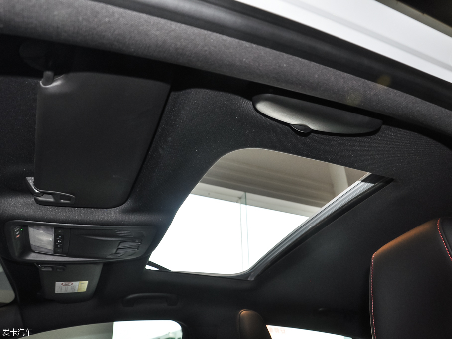 2016GS ɎGS 20T pxȼ\