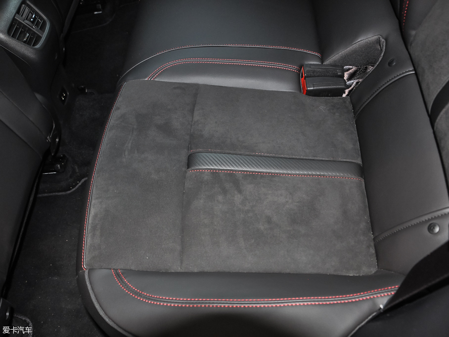 2016GS ɎGS 20T pxȼ\