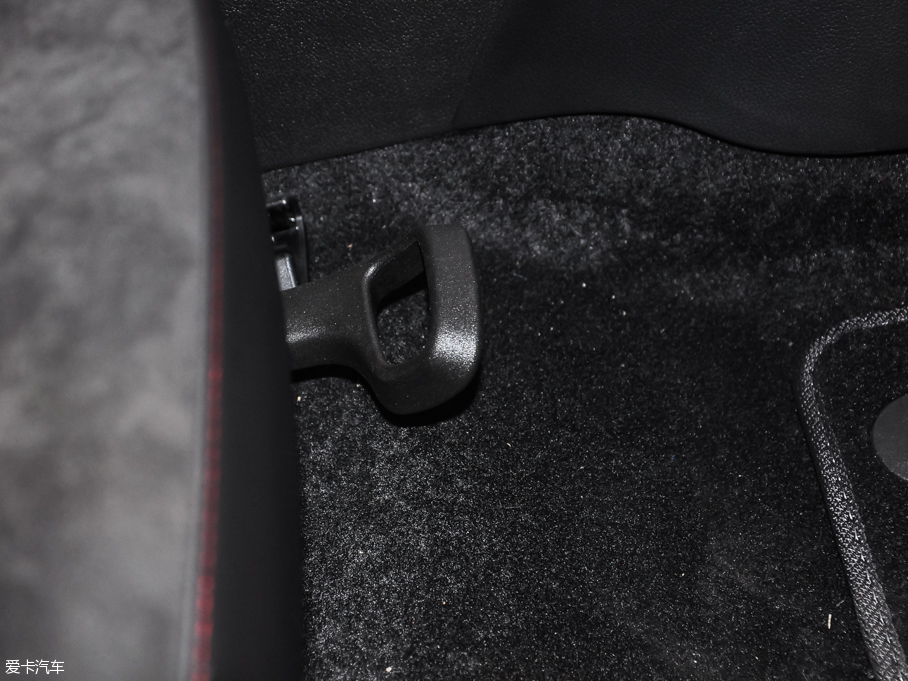 2016GS ɎGS 20T pxȼ\