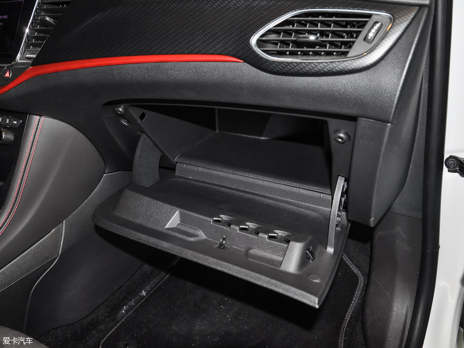 2016GS ɎGS 20T pxȼ\