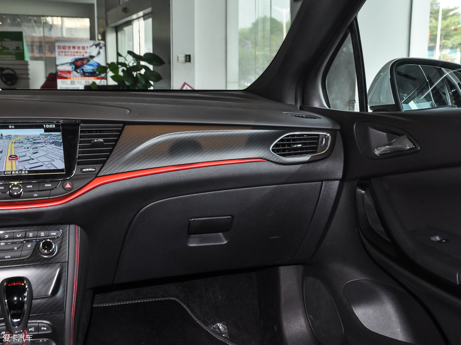 2016GS ɎGS 20T pxȼ\