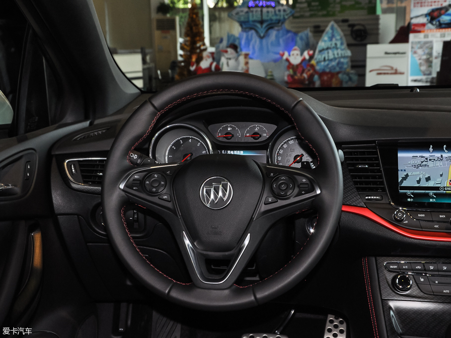 2016GS ɎGS 20T pxȼ\