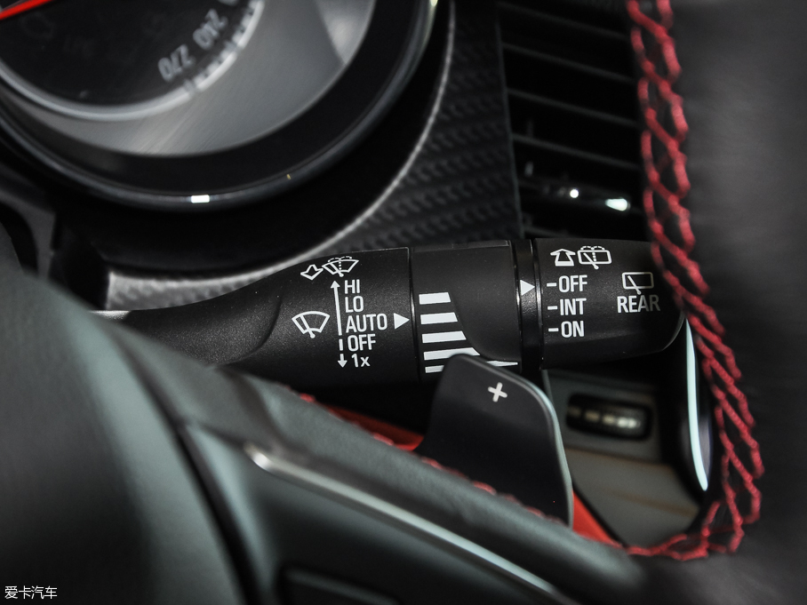 2016GS ɎGS 20T pxȼ\