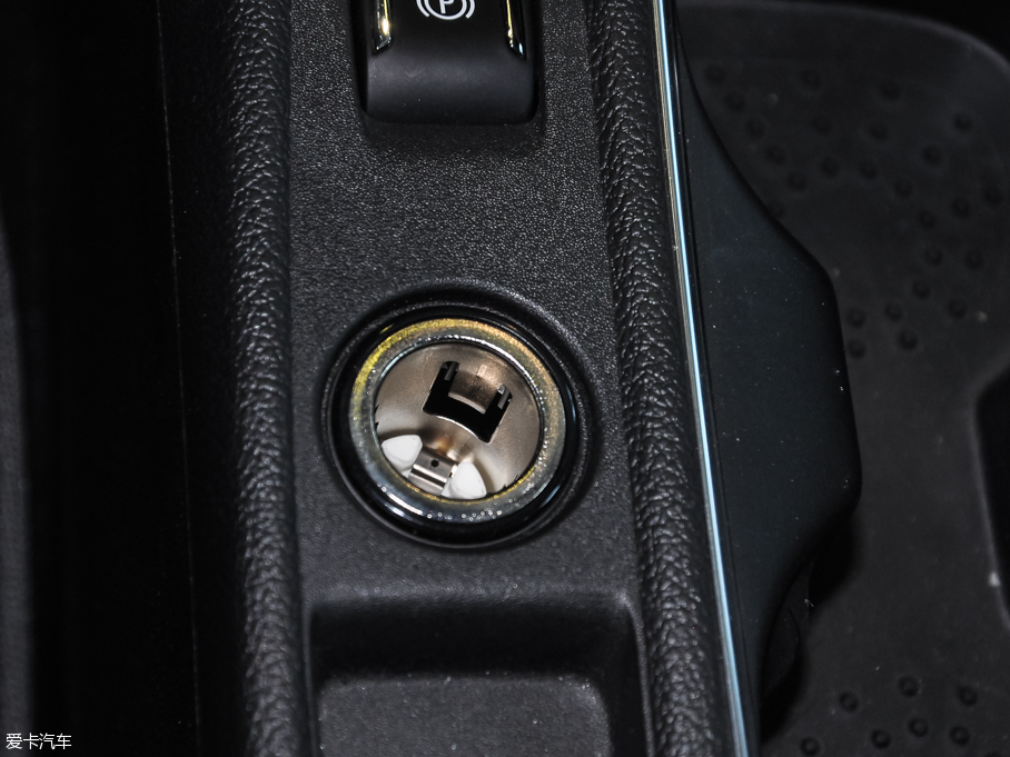 2016GS ɎGS 20T pxȼ\