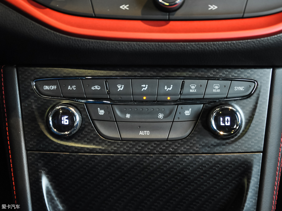 2016GS ɎGS 20T pxȼ\