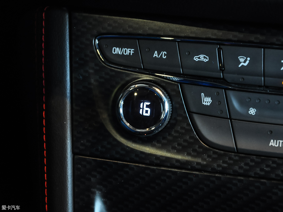 2016GS ɎGS 20T pxȼ\