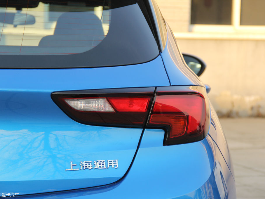 2016GS ɎGS 20T pxϺ\