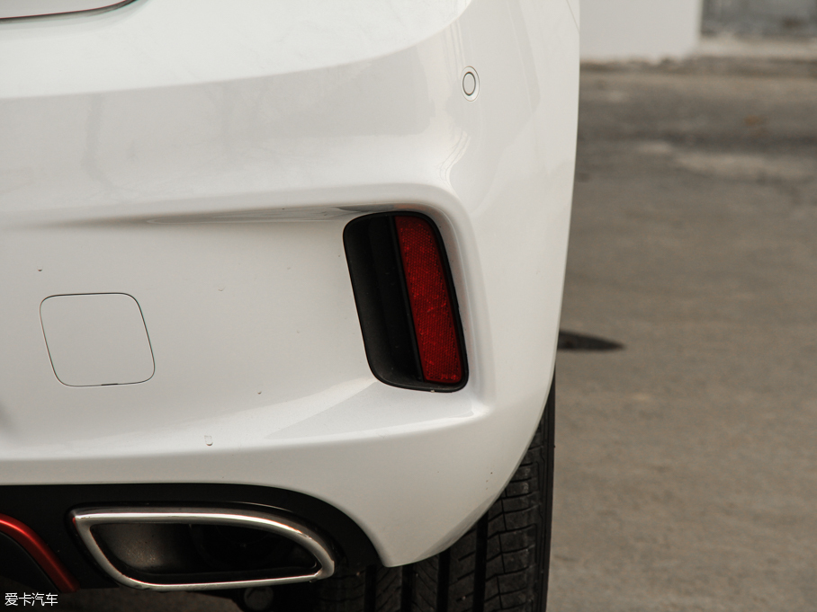 2016GS ɎGS 20T pxȼ\