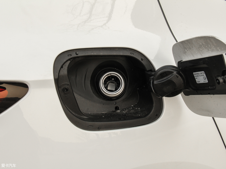 2016GS ɎGS 20T pxȼ\