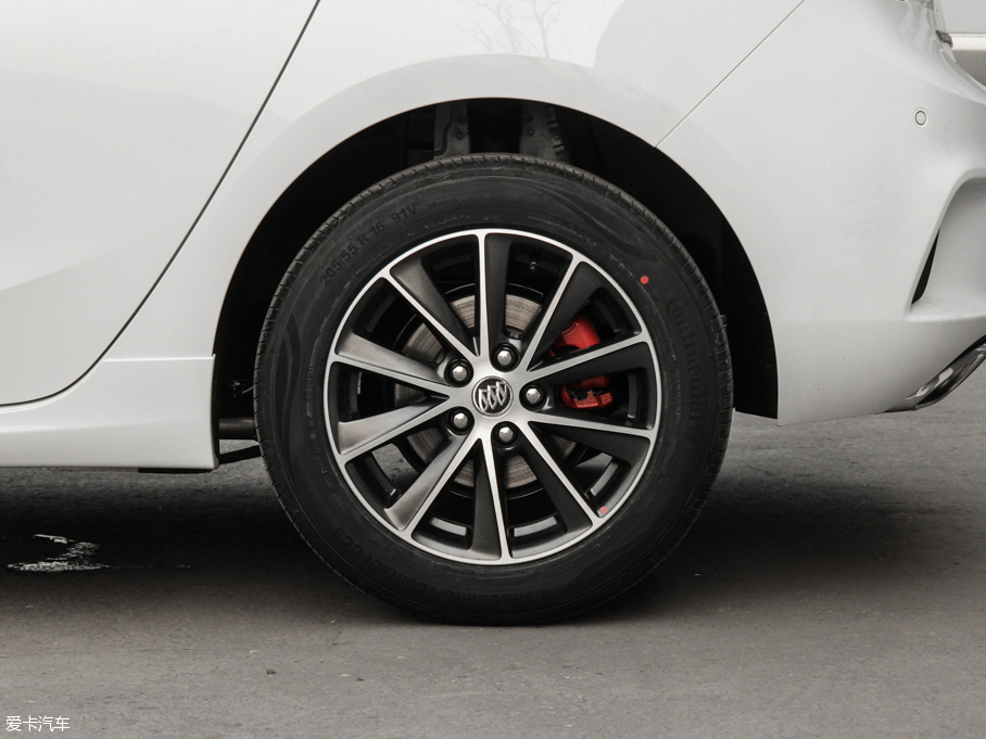 2016GS ɎGS 20T pxȼ\