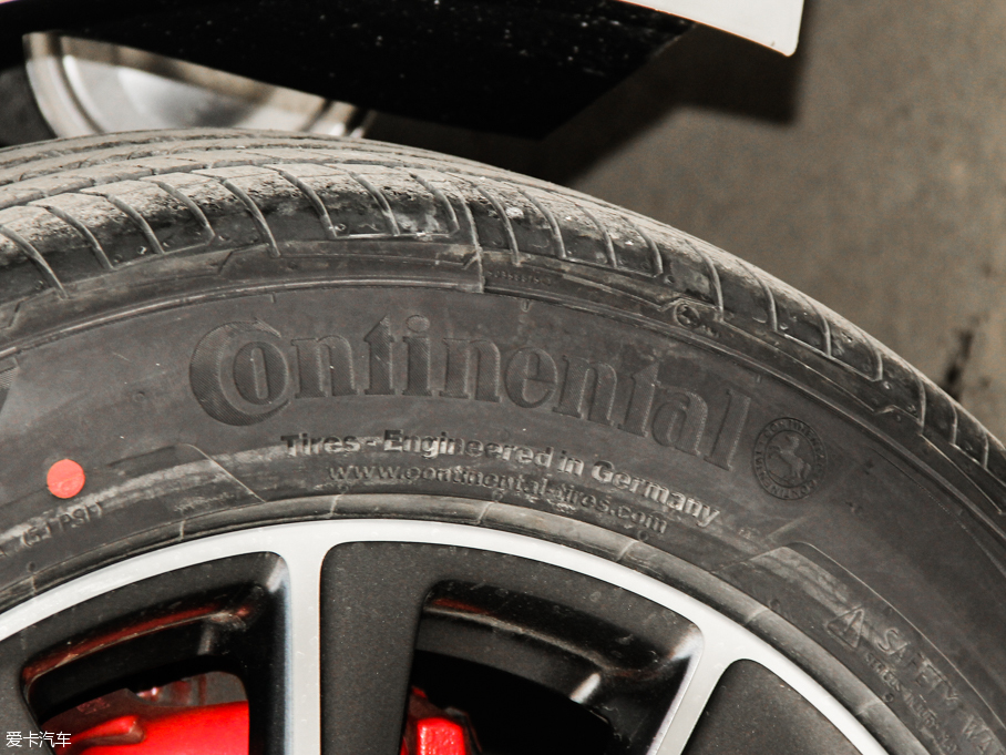 2016GS ɎGS 20T pxȼ\