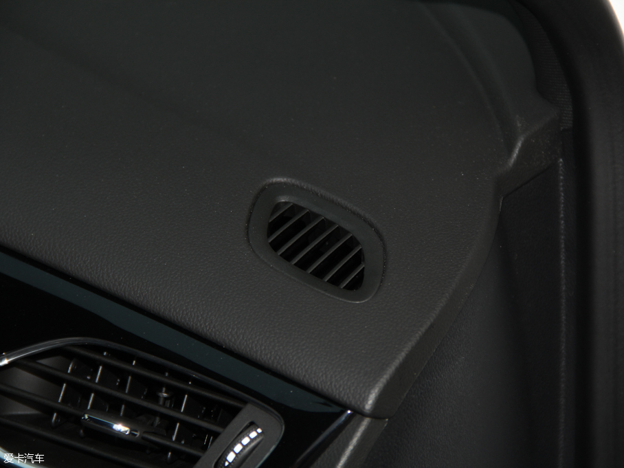 2016GS ɎGS 20T pxȼ\