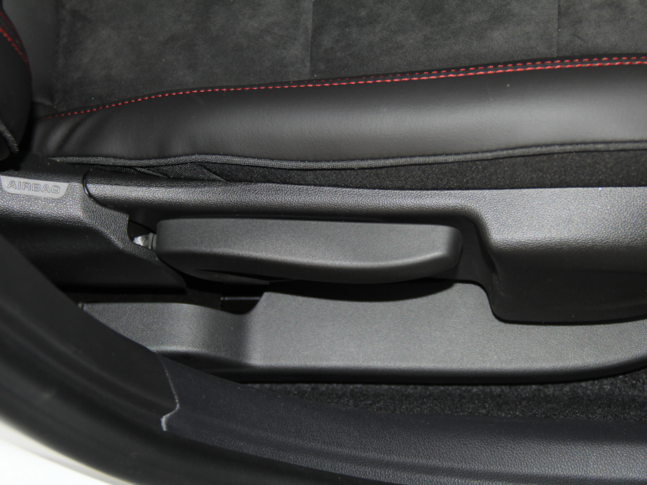 2016GS ɎGS 20T pxȼ\