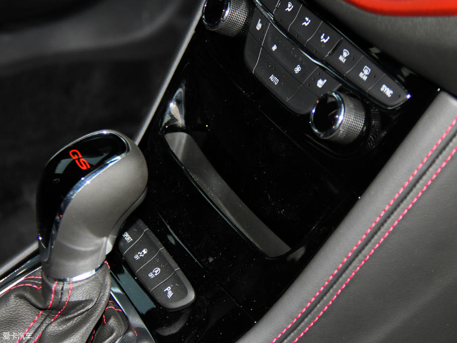 2016GS ɎGS 20T pxȼ\