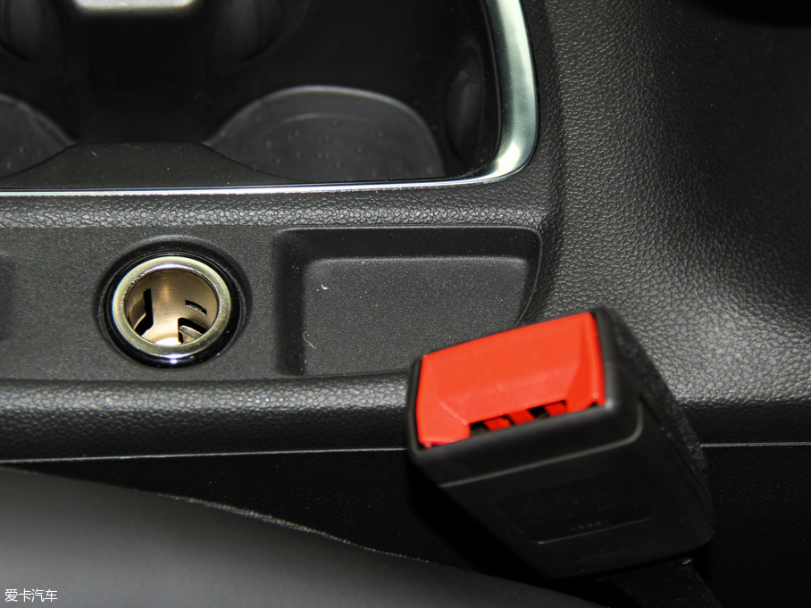 2016GS ɎGS 20T pxȼ\