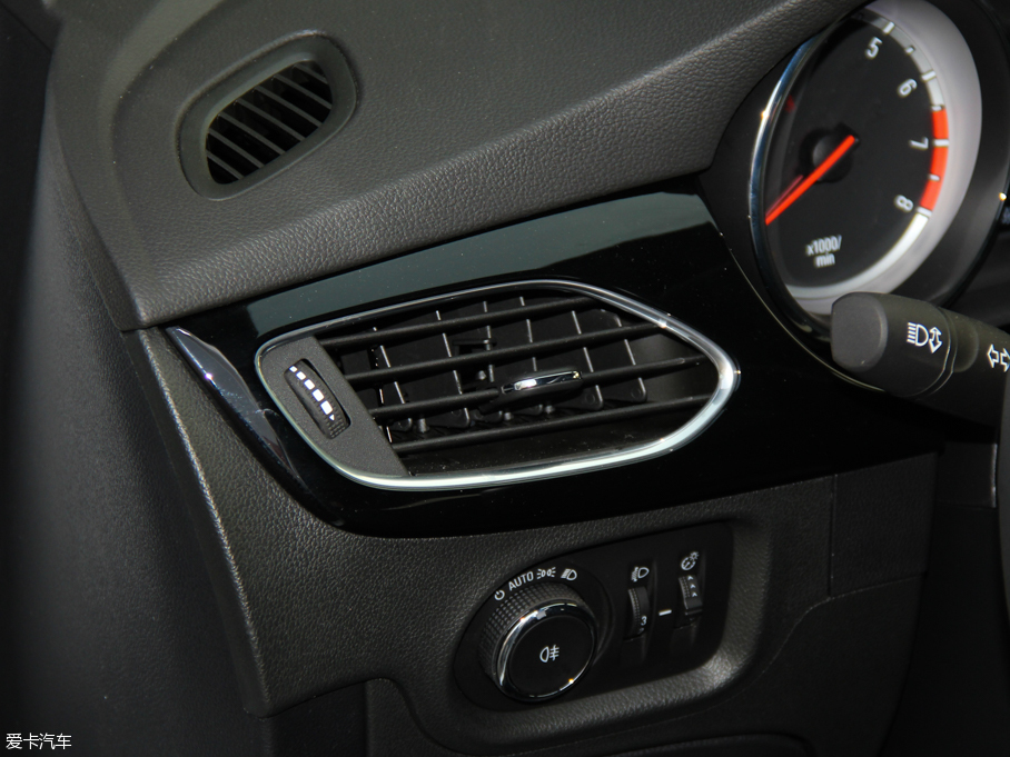 2016GS ɎGS 20T pxȼ\