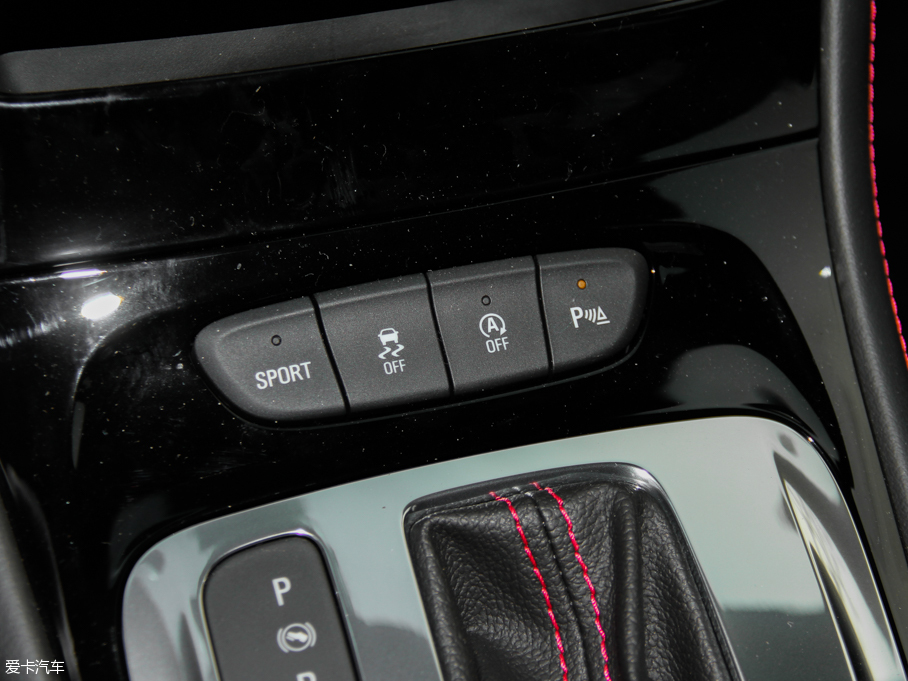 2016GS ɎGS 20T pxȼ\