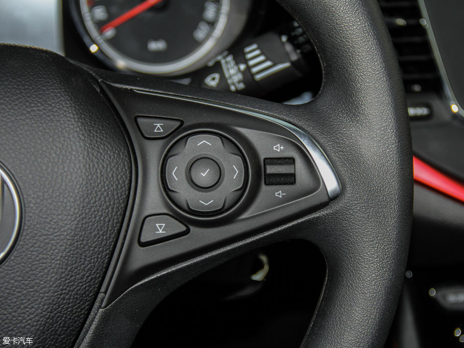 2016GS ɎGS 20T pxȼ\