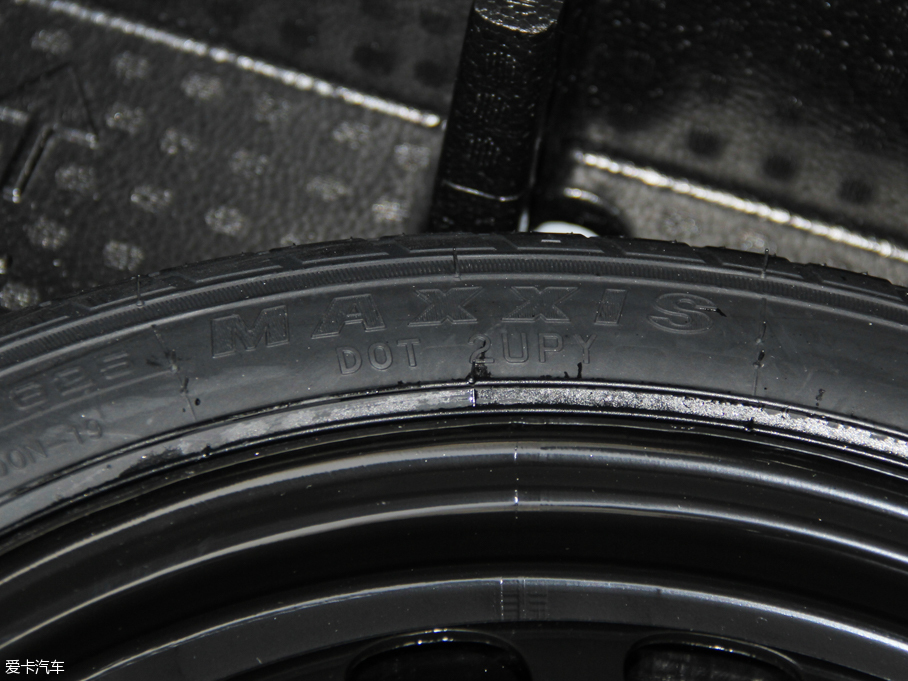 2016GS ɎGS 20T pxȼ\