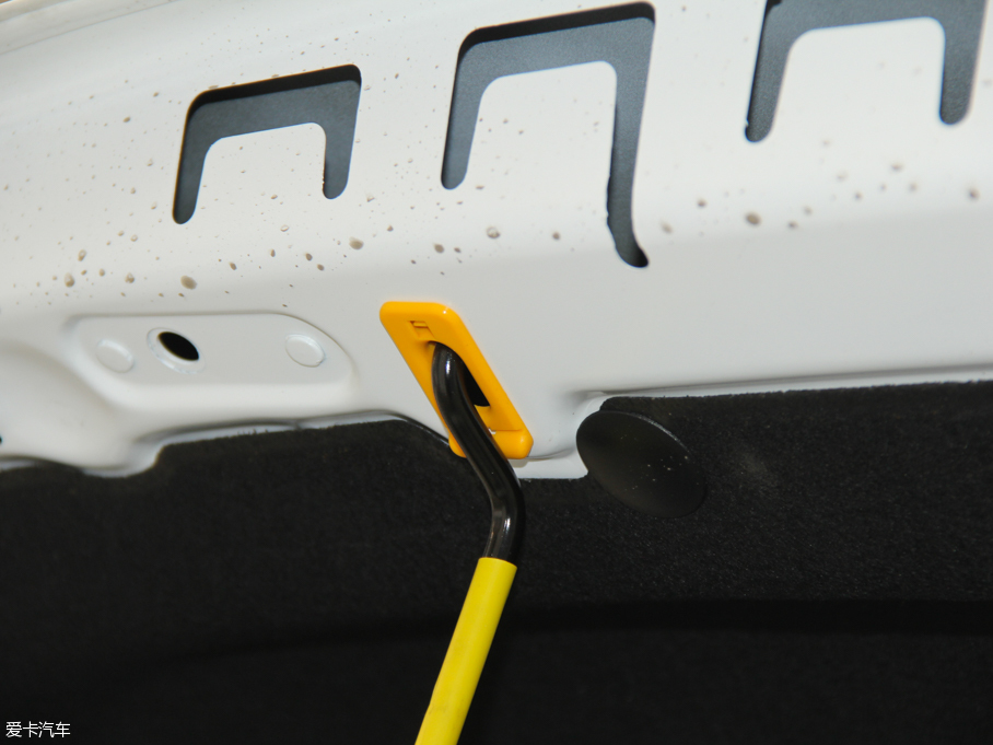 2016GS ɎGS 20T pxȼ\