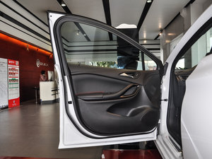 2016ɎGS 20T pxȼ\ g