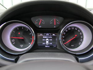 2016Ɏ 15S ԄI(lng) x