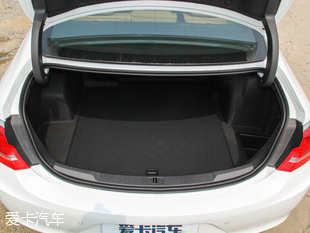 上汽通用別克2016款君越