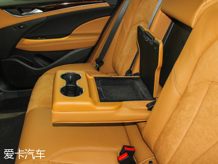 上汽通用別克2016款君越