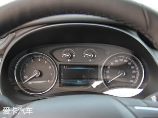 上汽通用別克2016款君越