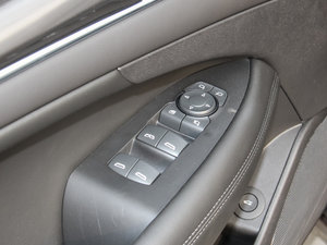 2016Ŀ 28T Ӣ {܇ƅ^(q)	