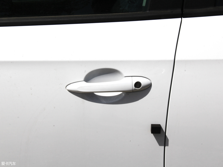 2016Ӣ 15N Ԅ(dng)M(jn)ȡ