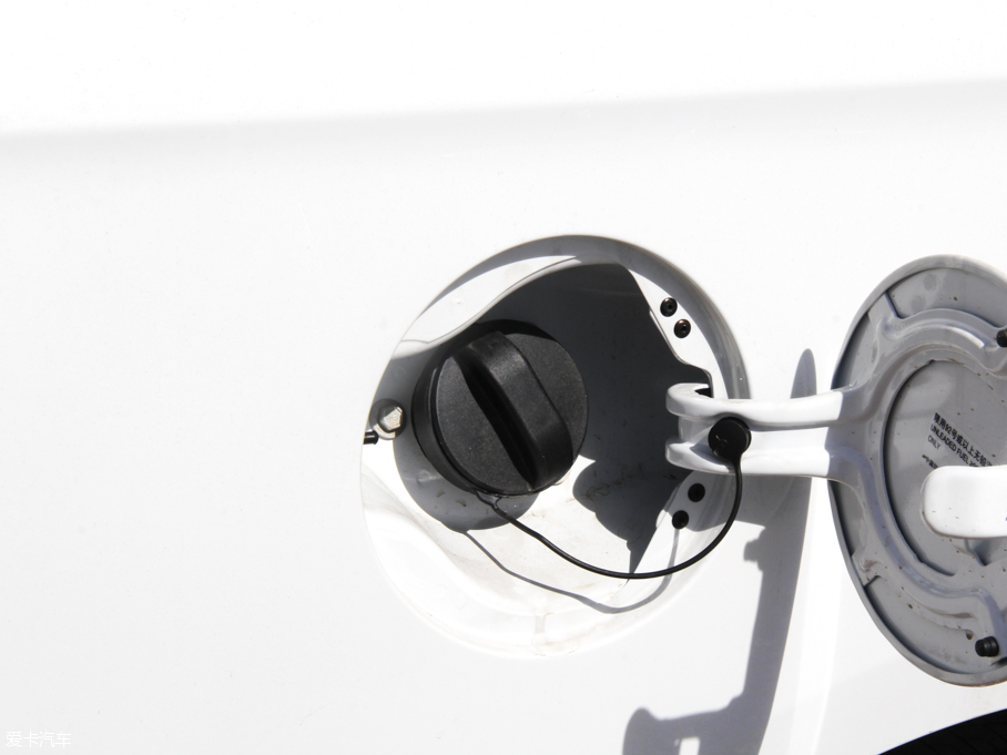 2016Ӣ 15N ԄM(jn)ȡ