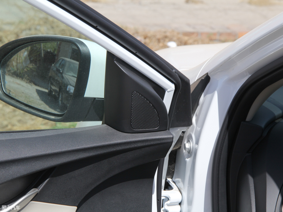 2016Ӣ 15N Ԅ(dng)M(jn)ȡ