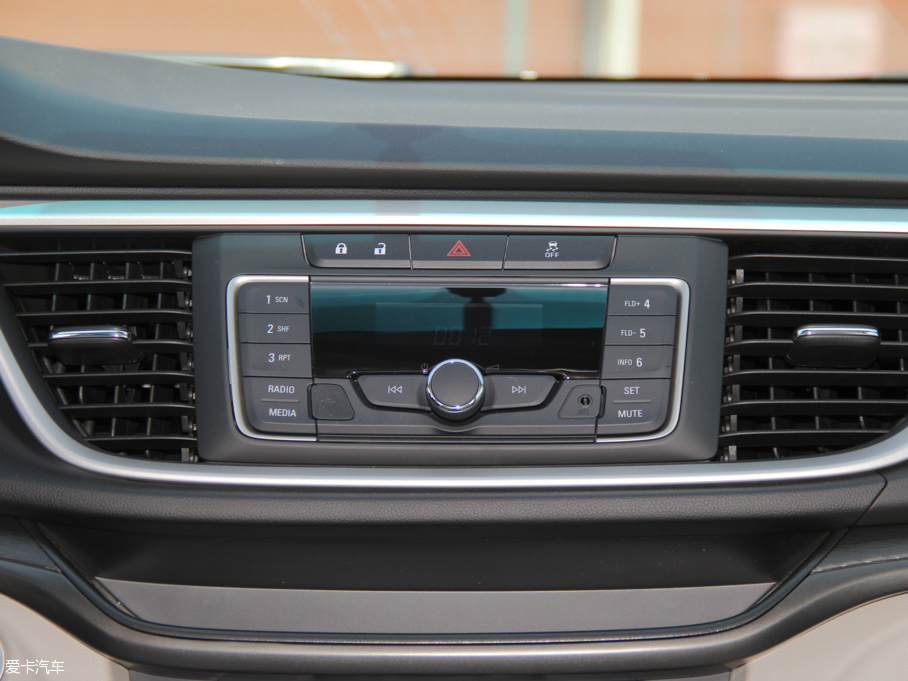 2016Ӣ 15N ԄM(jn)ȡ