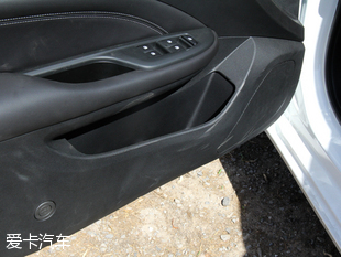 上汽通用別克2016款全新英朗