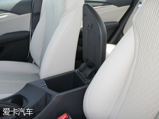 上汽通用別克2016款全新英朗